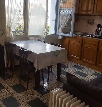 Maison A La Mer بارْباتْرْ